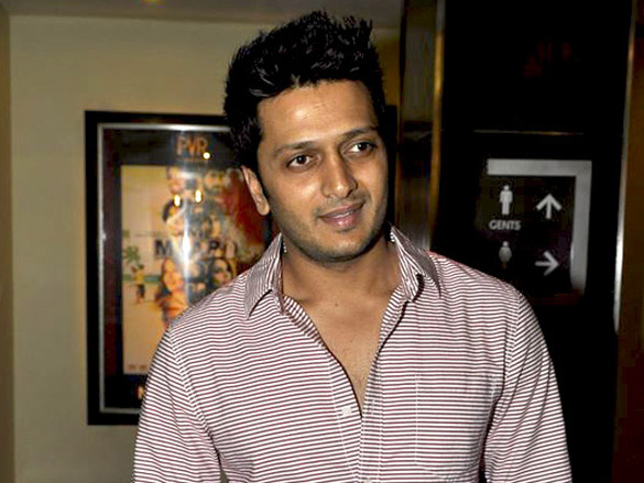 abhishek riteish genelia at dum maaro dum screening 4