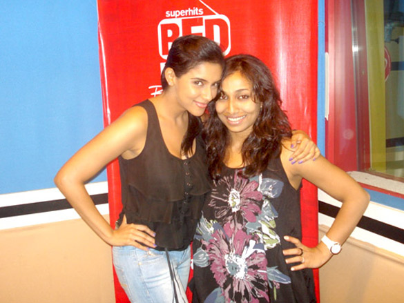asin promotes ready at 93 5 red fm studio 2