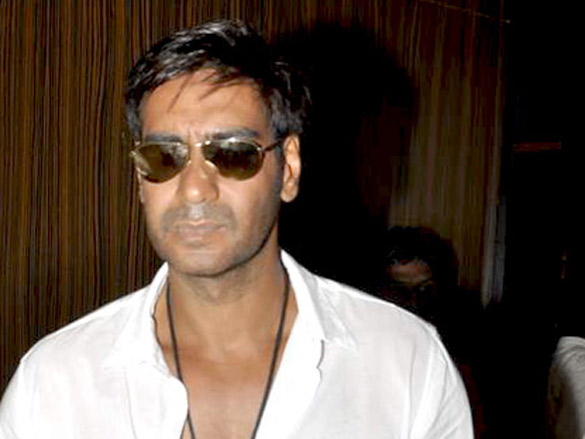 ajay devgn and daughter snapped at novotel 3
