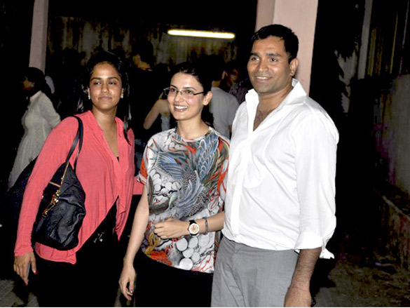 kangna at arpita khans ready special screening 4
