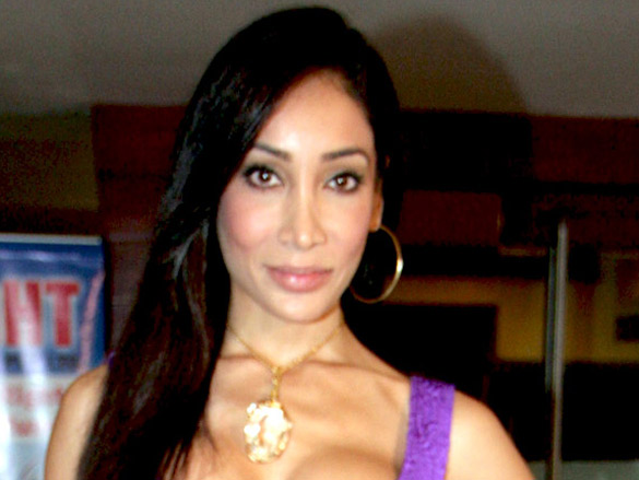 yogesh lakhanis special screening of ready 5