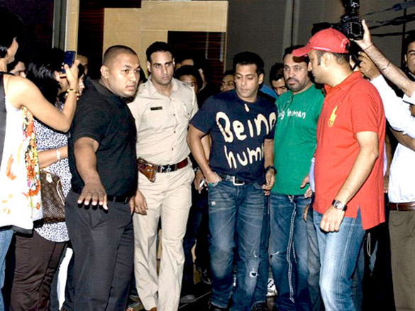 salman promotes ready in chandigarh 9