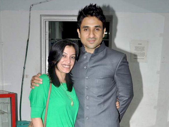 aamir and delhi belly team at vir das stand up comedy act 8