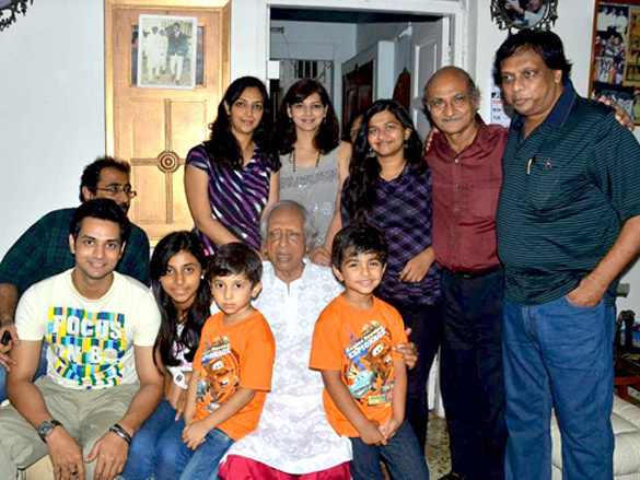 legandary film actor chandrashekhar celebrate his 89th birthday 4