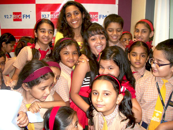 saloni daini and ishita panchal observed world population day at big 92 7 fm 6