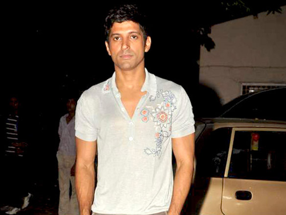 farhan and hrithik snapped at mehboob studio 7