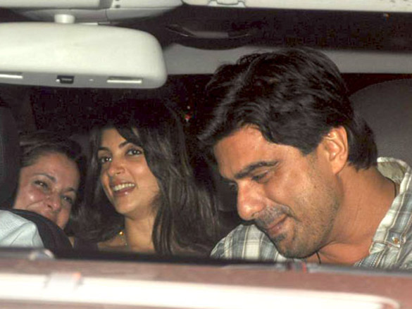 zindagi na milegi dobara team attends screening of their film at srks house 11