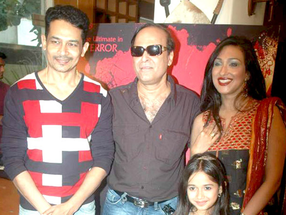 rituparna at warning film press meet 6