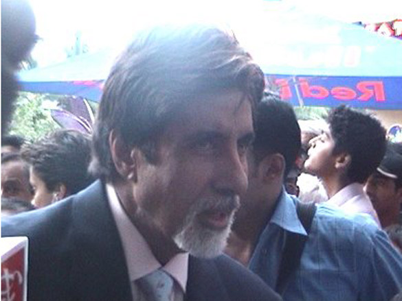 premiere of deewaar at fun republic 4
