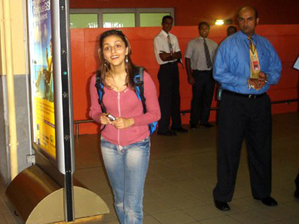stars arrive in mauritius for zee cine awards 2006 4
