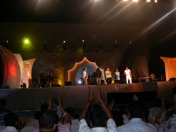 shankar ehsaan loy concert at iffi 2
