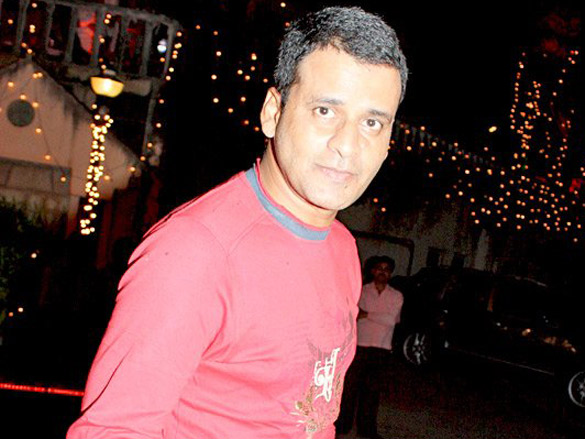 celebs attend navratri pooja 9