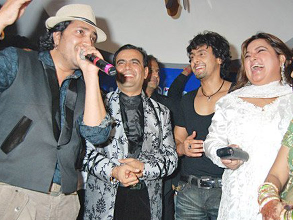 celebs celebrating bright outdoors yogesh lakhanis birthday 6