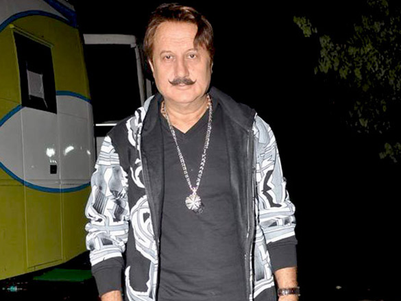 on the sets of mr bhatti on chutti 7