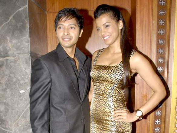 mugdha and shreyas at oh god saare hain fraud launch 6