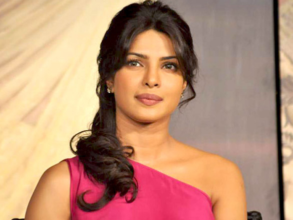 karan hrithik sanjay and priyanka unveil the first trailer of agneepath 9