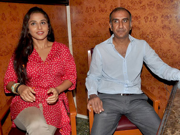 vidya balan naseer emraan and tushar unveil the dirty picture first look 9