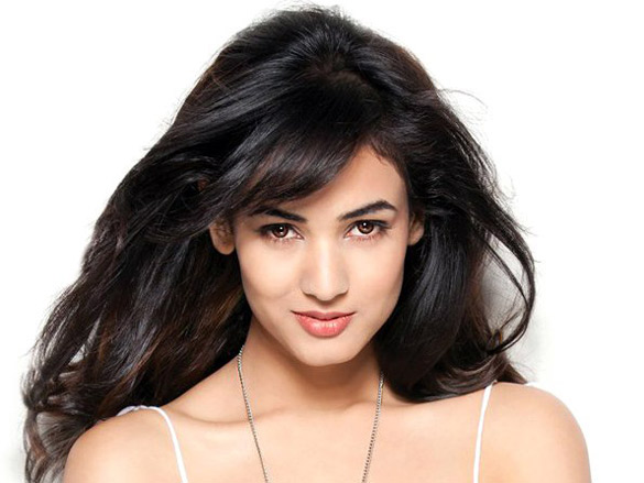 sonal chauhan 53