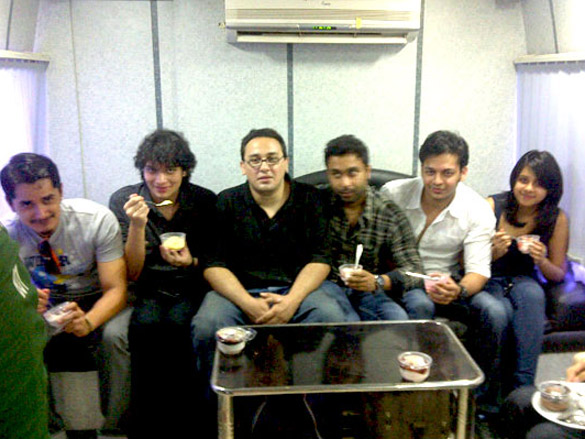 on the sets of tukkaa fitt 9