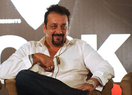 Sanjay Dutt shoots for Department with wounded hand