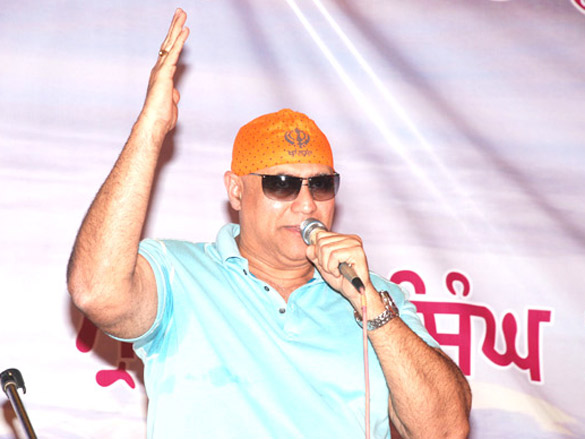 puneet issar celebrated guru nanak jayanti promoting i am singh 7