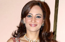 Rakshanda Khan