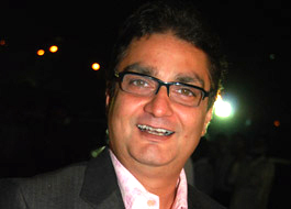 Live Chat: Vinay Pathak on December 13 at 1500 hrs IST