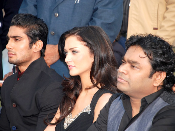 audio release of ekk deewana tha at taj mahal agra 11