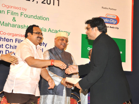 vinod kumar receives award at 10th asian film festival 2