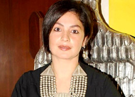 Pooja Bhatt receives abusive, threat calls Pooja Bhatt receives abusive, threat calls
