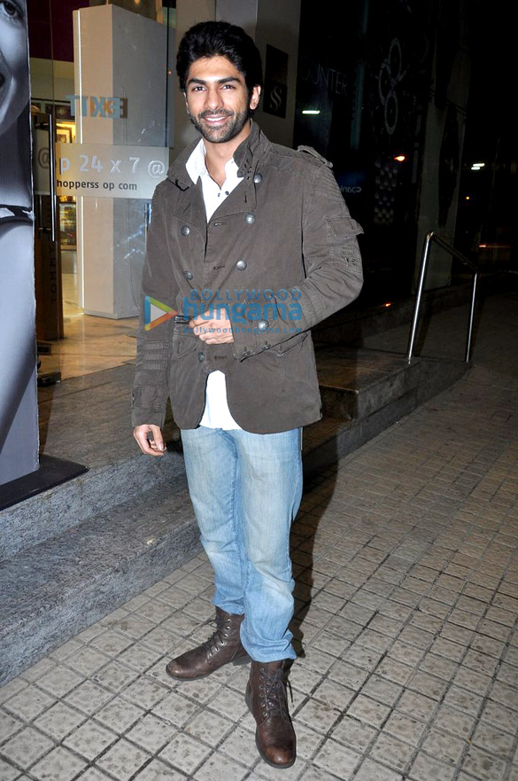 special screening of race 2 31