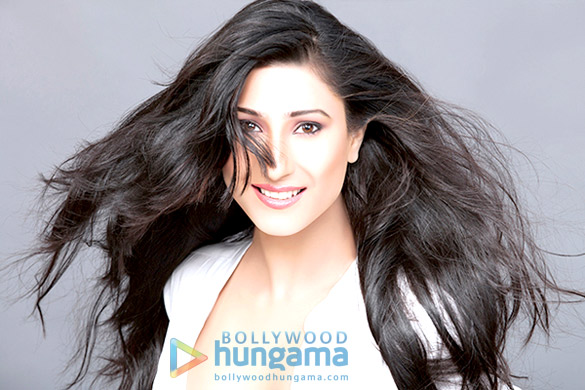 urvashi chaudhary 29