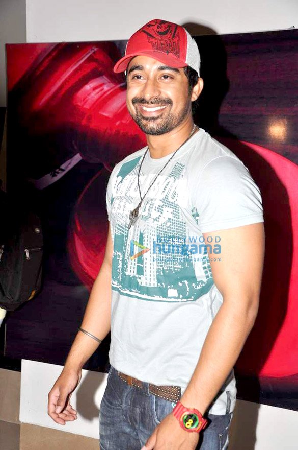 celebs grace the special screening of chashme buddoor 5