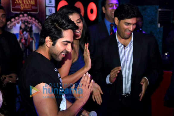 premiere of nautanki saala in dubai 24