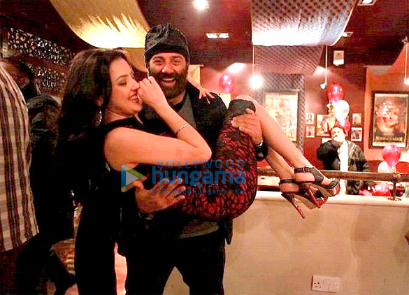 yamla pagla deewana 2 77