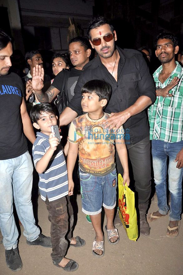john abraham snapped promoting shootout at wadala 11