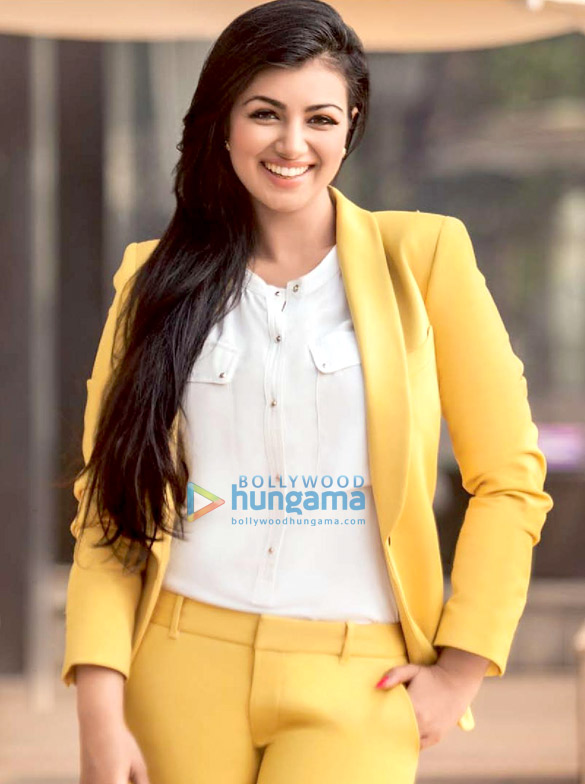 ayesha takia azmi 44
