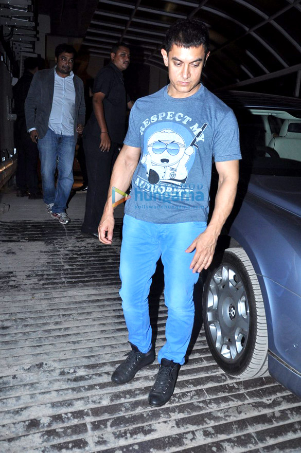 aamir khan watches bombay talkies 9