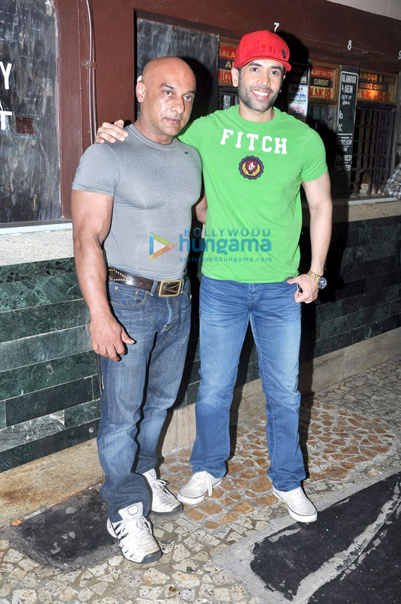 tusshar visits gaiety galaxy to promote shootout at wadala 13