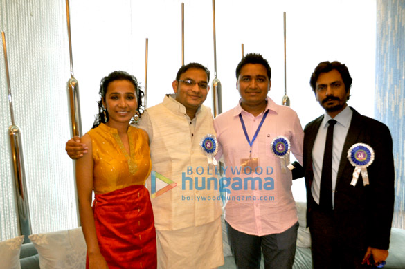 the team of dekh indian circus at the national awards 9