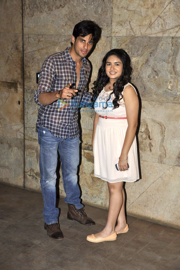 celebs grace special screening of gippi 5