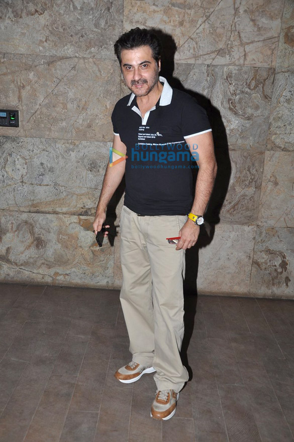 saif kareena karisma at the screening of go goa gone 9
