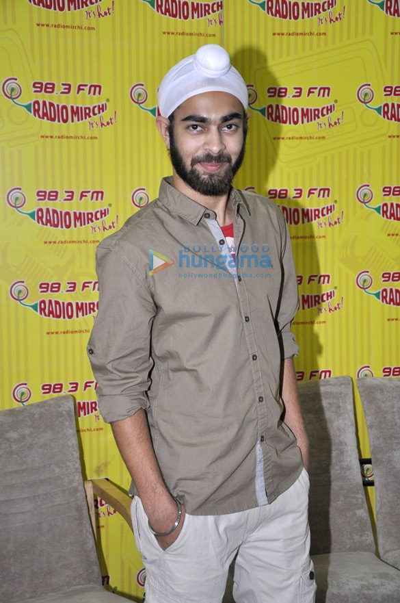 promotion of fukrey at 98 3 fm radio mirchi 6