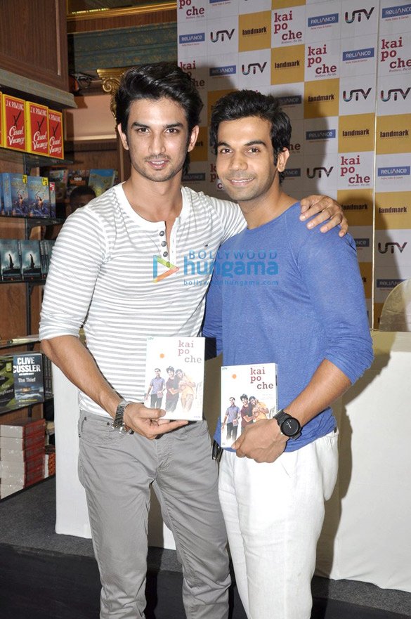 dvd launch of kai po che at infiniti mall 5