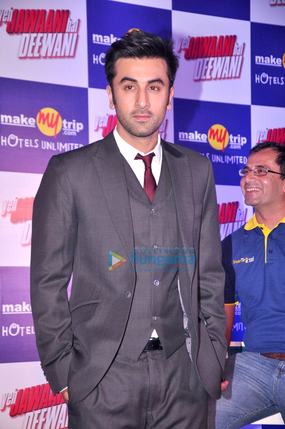 ranbir kapoor promotes yeh jawaani hai deewani at the makemytrip event 7
