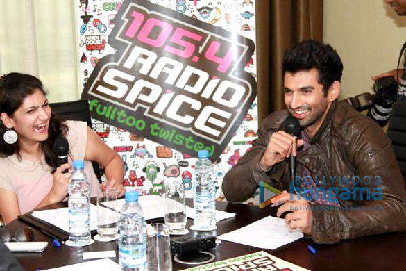 ranbir kalki aditya promote yeh jawaani hai deewani in dubai 10