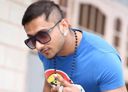Punjab police book Honey Singh for obscenity