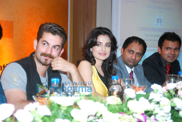 neil ameesha at the launch of jaipur premier league 2 3