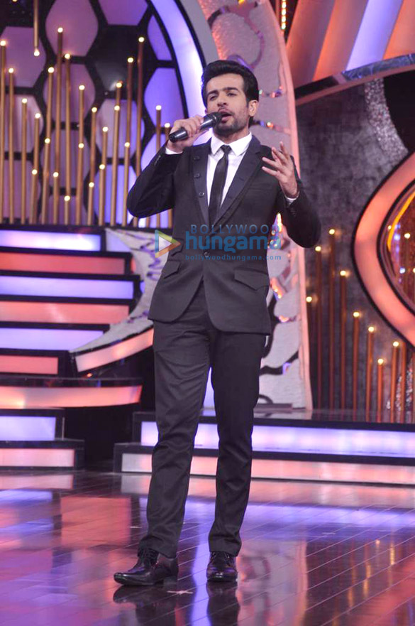 vidya balan promotes ghanchakkar on the sets of did super moms 5