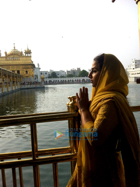 vidya balan visits golden temple 3